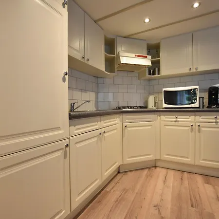 In Veluwe Near Sauna Drome Chalet *